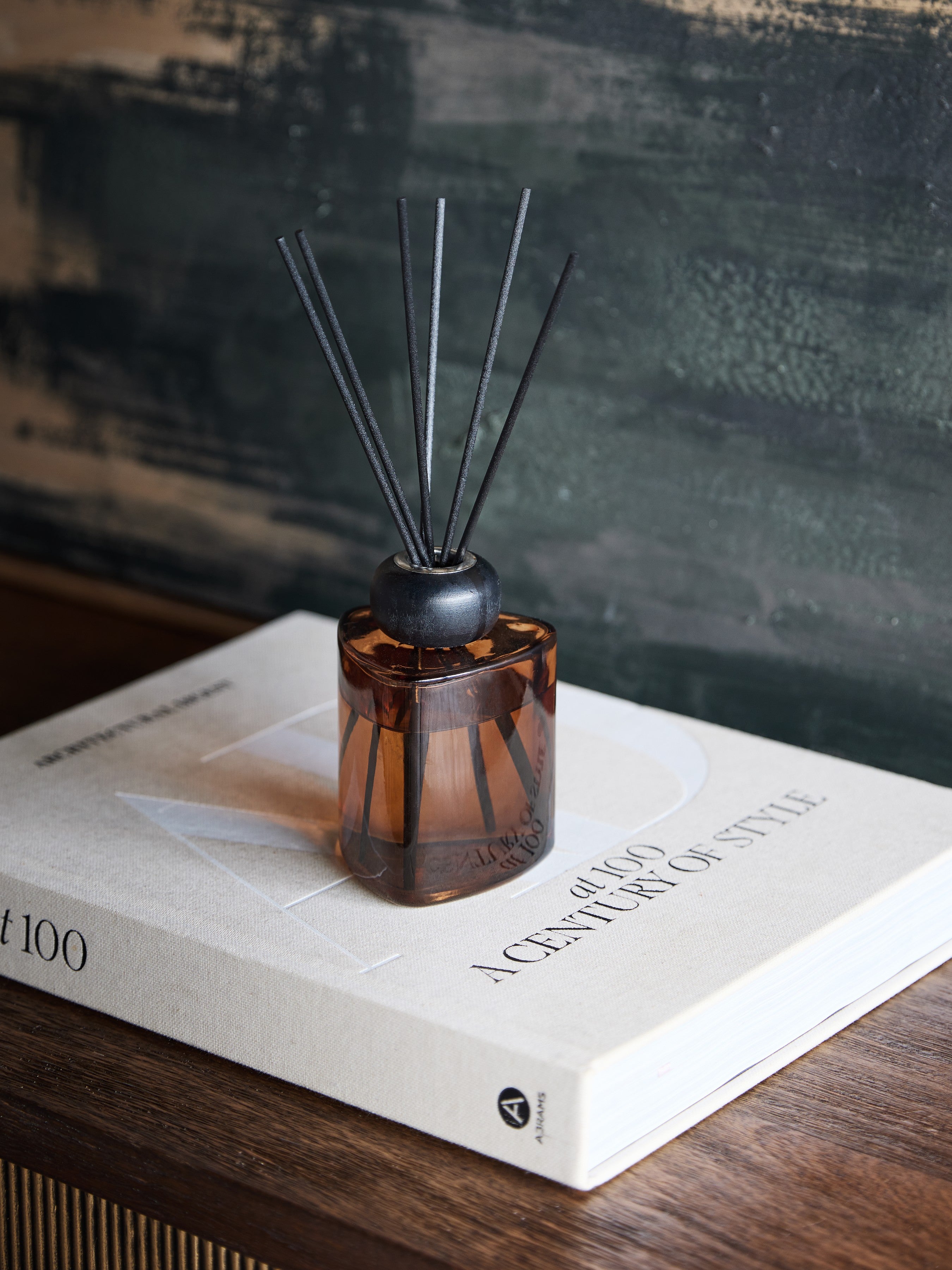 200ml Delta Reed Diffuser (Palo Santo, Amyris, Clove, Vetiver)