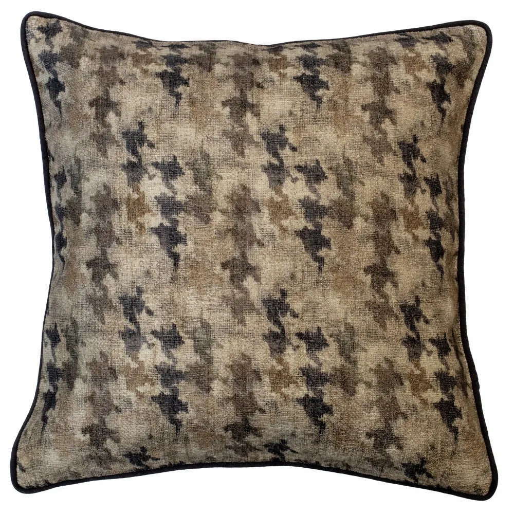 Set of 2 Stefan Cushions