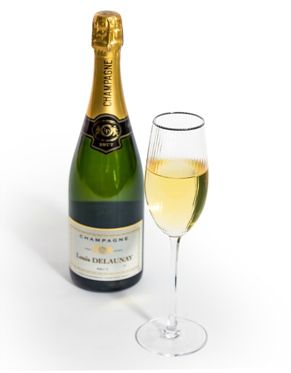 Set of 6 Large Traditional Champagne Flutes with Silver Rims